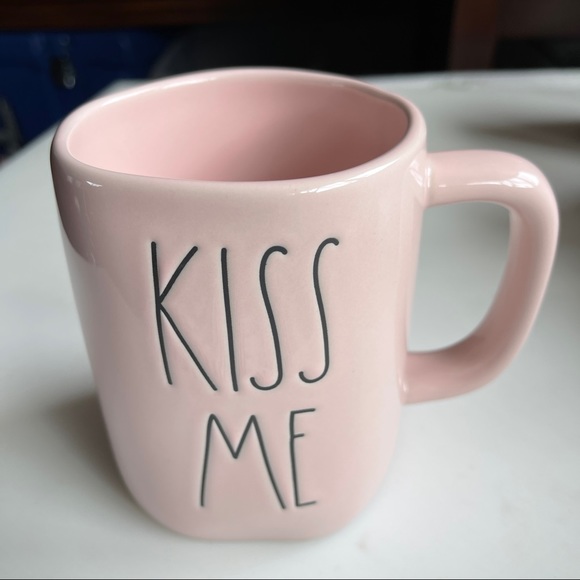 Rae Dunn Ceramic Pink Coffee Mug Kiss Me 16 Oz - Picture 5 of 10